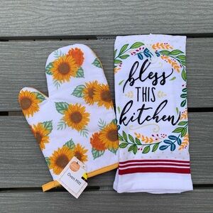 Oven Mitt and Dish Towel 🌻